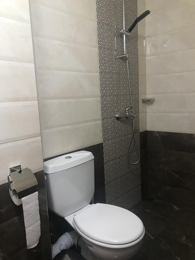 Toni'S Guest House 멜닉 외부 사진