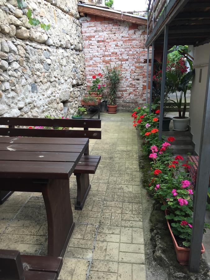 Toni'S Guest House 멜닉 외부 사진
