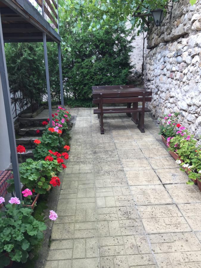 Toni'S Guest House 멜닉 외부 사진