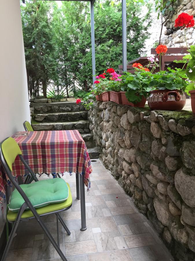 Toni'S Guest House 멜닉 외부 사진